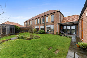 Photo 7- click for photo gallery